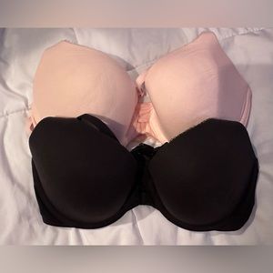 NWT Two Victoria’s Secret Light Push-Up Perfect Shape Bra 32D